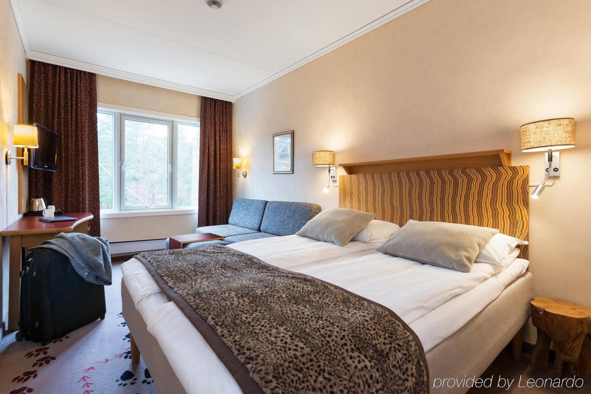 Dyreparken Hotell Kristiansand Exteriör bild